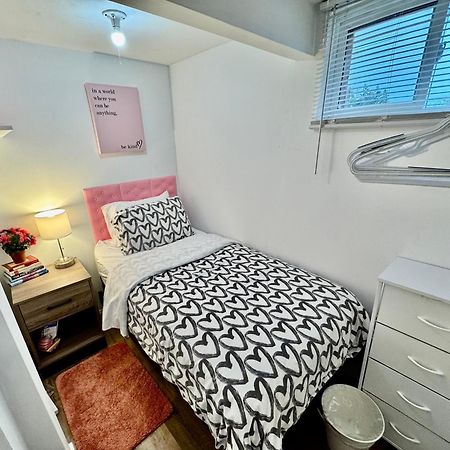 Tiny Private Room On The 1St Floor With Shared Bathroom Near Seatac Airport And Downtown Seattle Luaran gambar