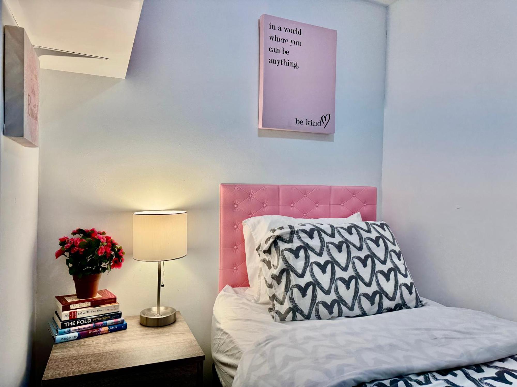Tiny Private Room On The 1St Floor With Shared Bathroom Near Seatac Airport And Downtown Seattle Luaran gambar