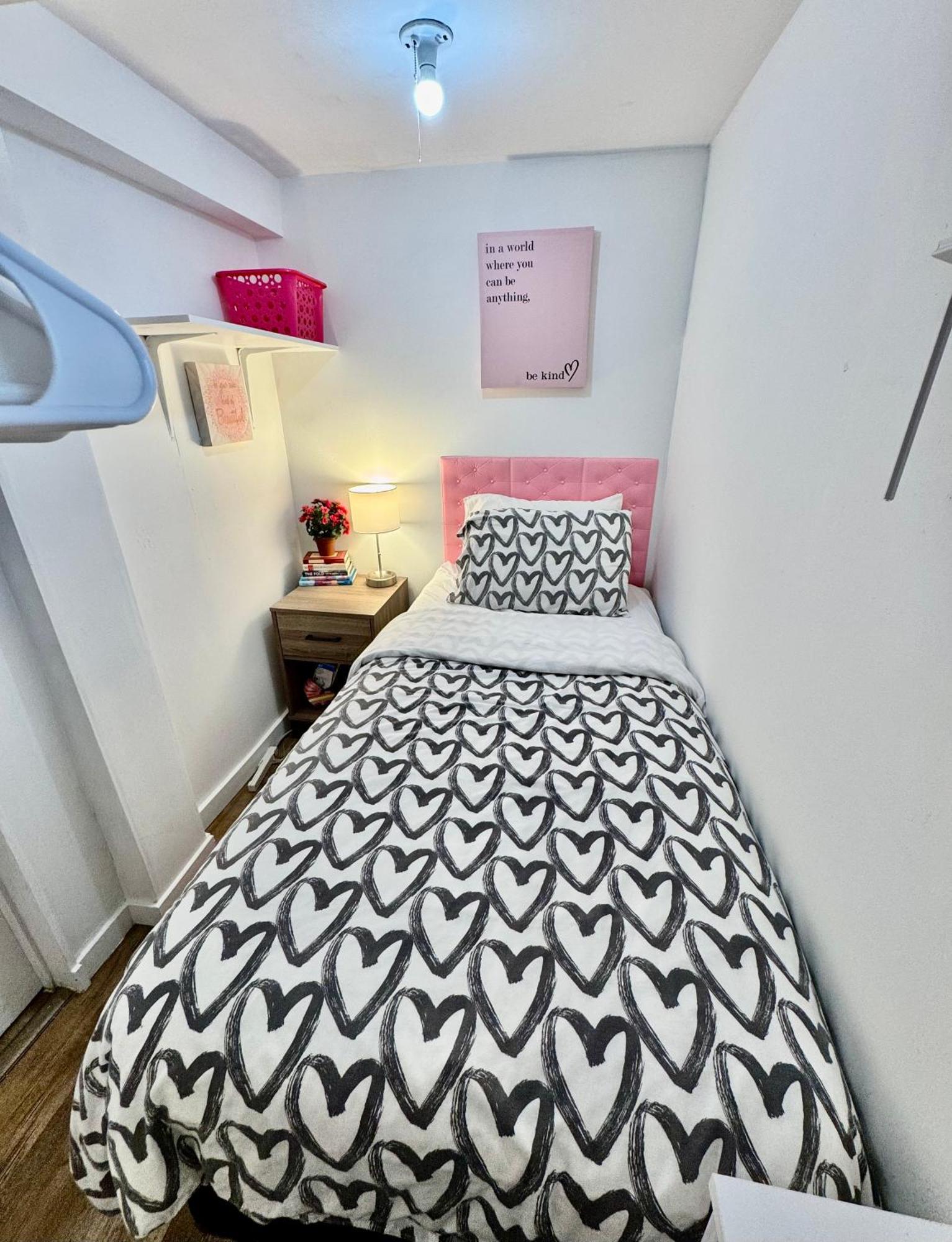 Tiny Private Room On The 1St Floor With Shared Bathroom Near Seatac Airport And Downtown Seattle Luaran gambar